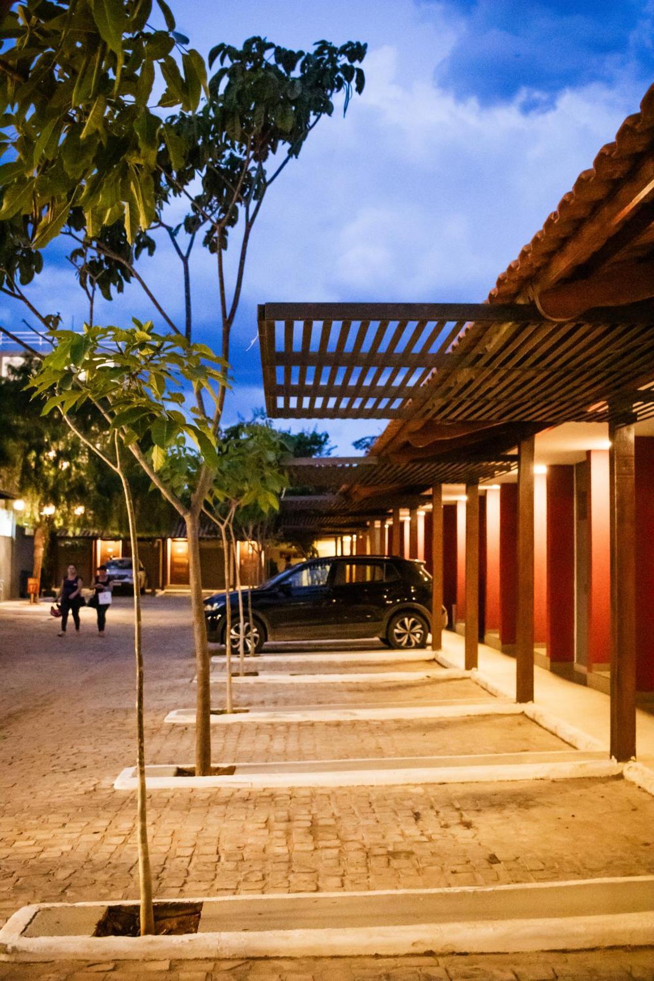 W4 Hotel Irecê エクステリア 写真