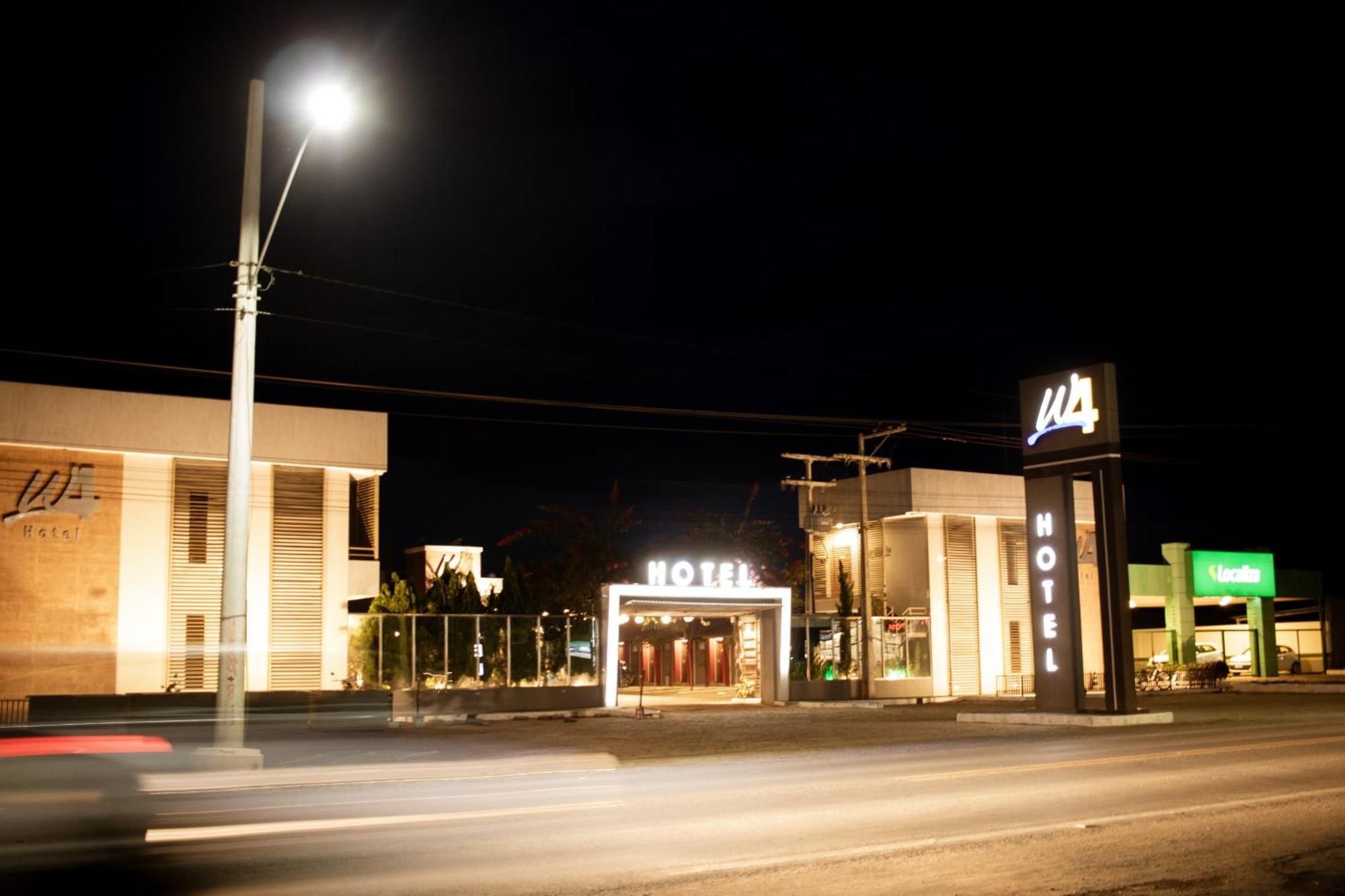 W4 Hotel Irecê エクステリア 写真