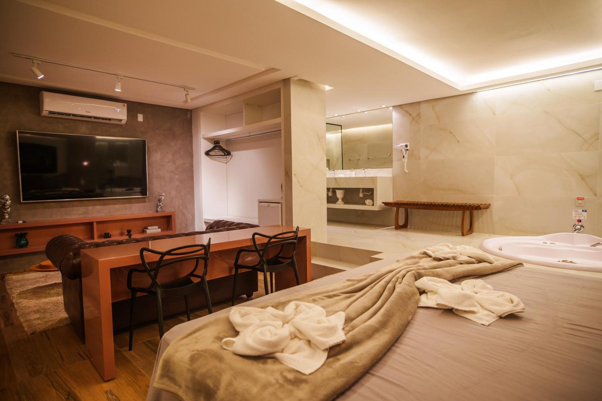 W4 Hotel Irecê エクステリア 写真